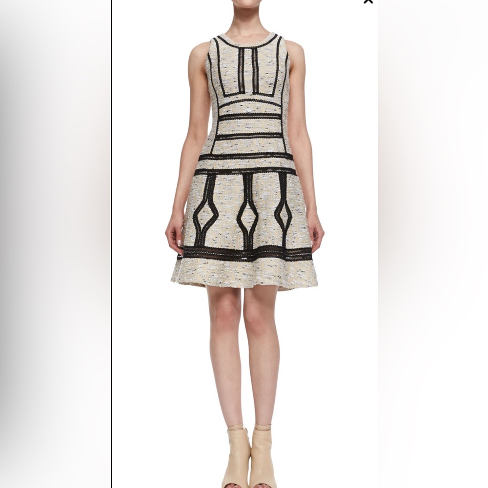 NWT Diane von Frustenberg Margot Dress, Size 2 US
